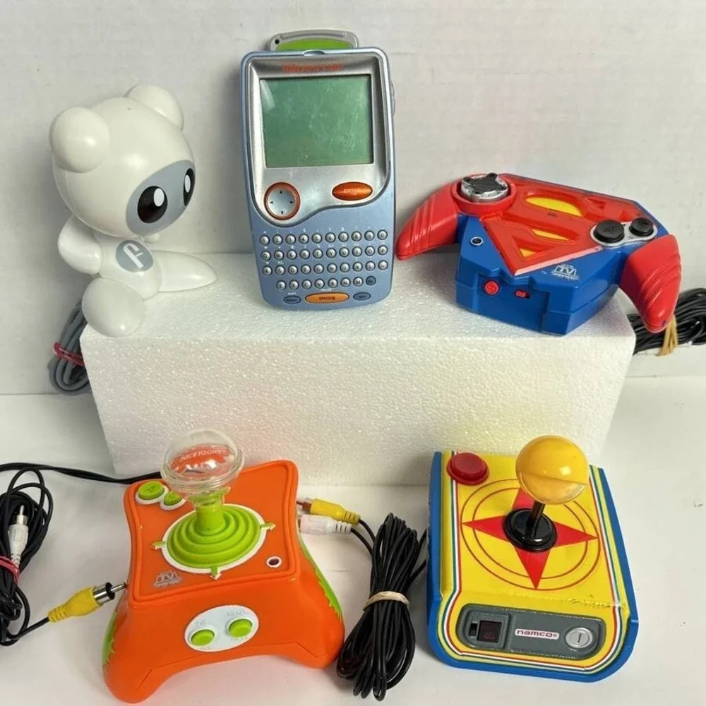 Lot Of 5 Retro Vintage Portable Handheld Video Games Jakks Pacific Plug & Play